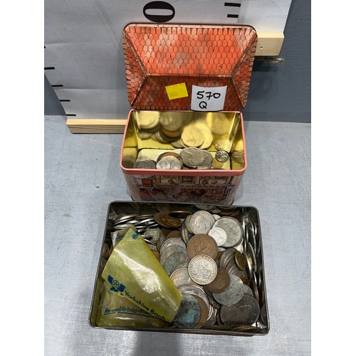 570Q - 2 vintage tins with assorted coins