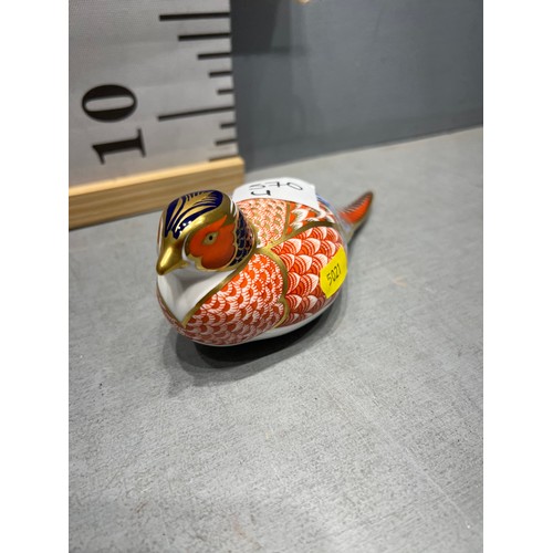 570U - Royal Crown Derby pheasant with silver stopper