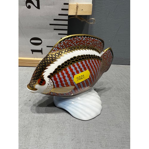 571 - Crown Derby Fish with silver stopper