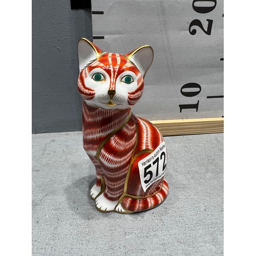 572 - Crown Derby Cat with gold stopper