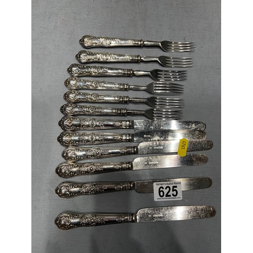 625 - 6 silver forks + 6 silver knives in Kings pattern. 529g