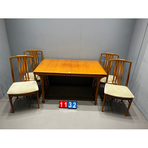 1132 - Beithcraft teak table + 4 chairs