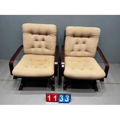 1133 - Pair of mid century X frame Danish design chair