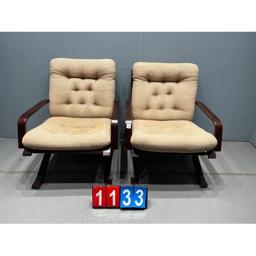 1133 - Pair of mid century X frame Danish design chair