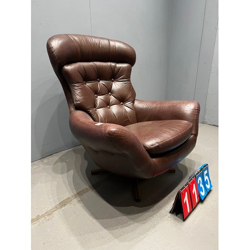 1135 - Swedish Swed fern leather mid century swivel chair