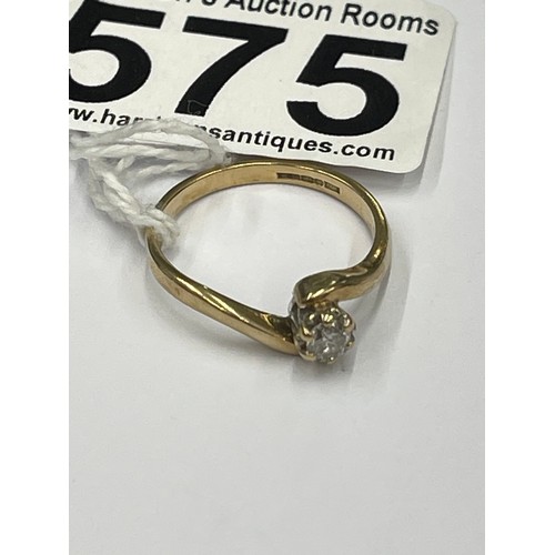 575 - Solitaire diamond ring. Size O. approx 2.3g gross