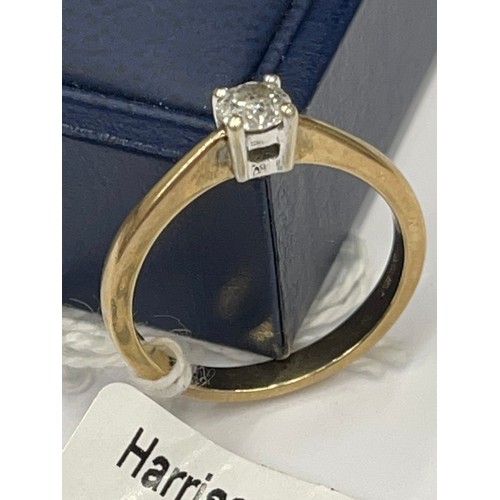 580 - 9ct gold solitaire diamond ring. Size P. approx 3g gross