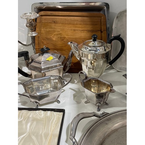 278 - Collection of good early 20th century silver plated ware + silver plated tea sets etc