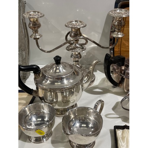 278 - Collection of good early 20th century silver plated ware + silver plated tea sets etc