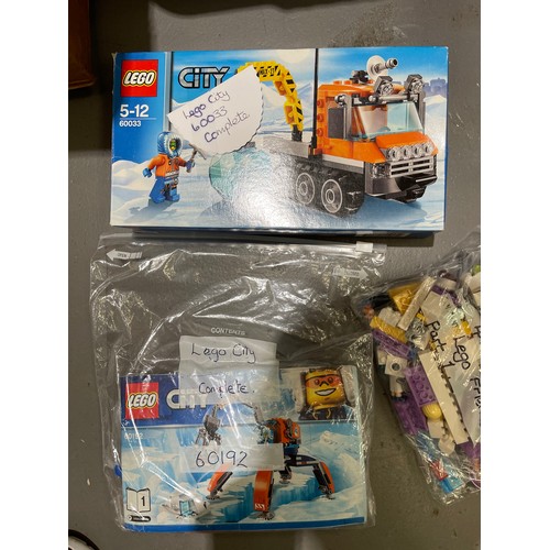 230 - Large quantity Lego, Star Wars lego etc. All in seperate bags ( some has missing pieces )