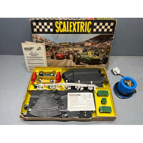 178 - Vintage boxed scalextric motor racing + power pack