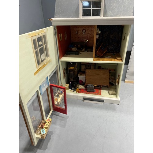 203 - Vintage dolls house/shop with furniture & shop fittings 'jenners'