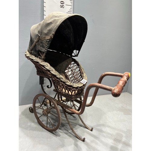 204 - Vintage dolls pram