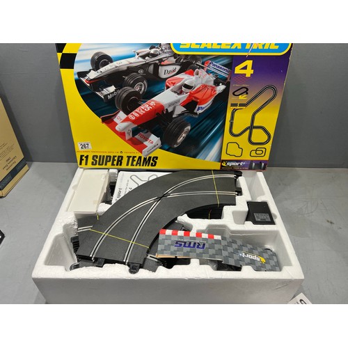 267 - Boxed scalextric F1 super teams circuit 4