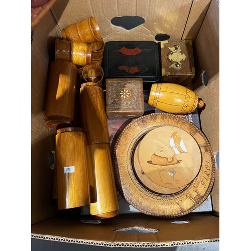 71 - Box of treen wooden ware