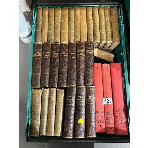 421 - Box vintage books