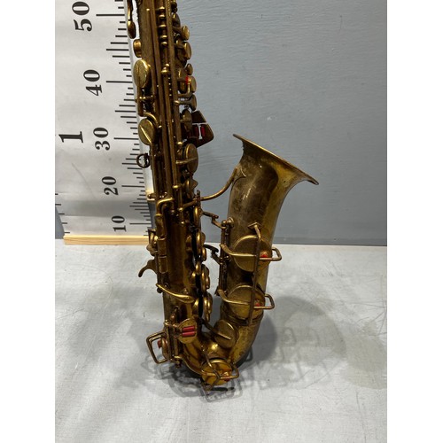 432 - Brass saxophone