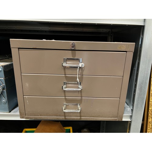 463 - Small metal filing cabinet