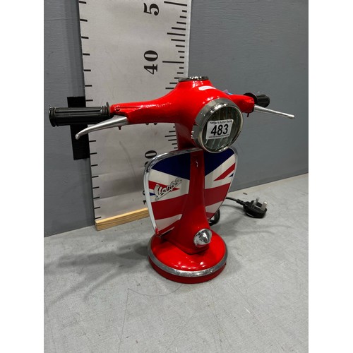 483 - Red vespa lamp working