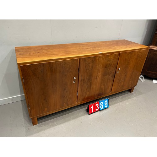 1389 - Superb Scandinavian mid century teak sideboard with fitted drawers