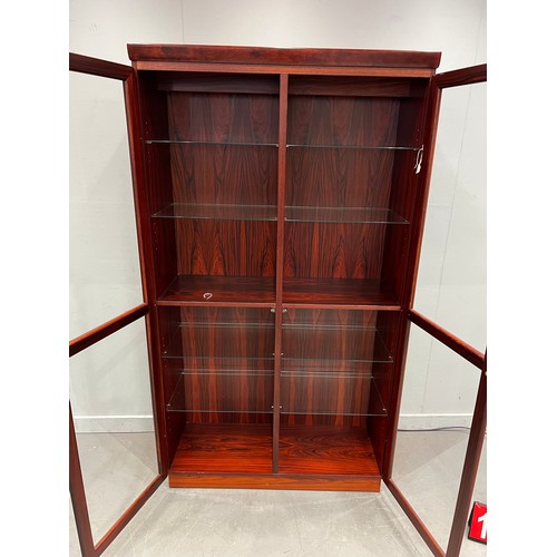 1390 - Danish mid century display cabinet by skovby, very clean