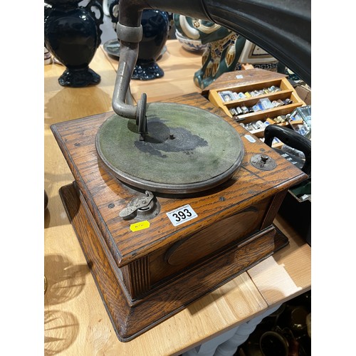 393 - early 1900's Vintage gramophone