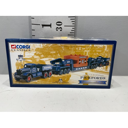 34 - Corgi classics pickfords removals & storage commemorative set boxed