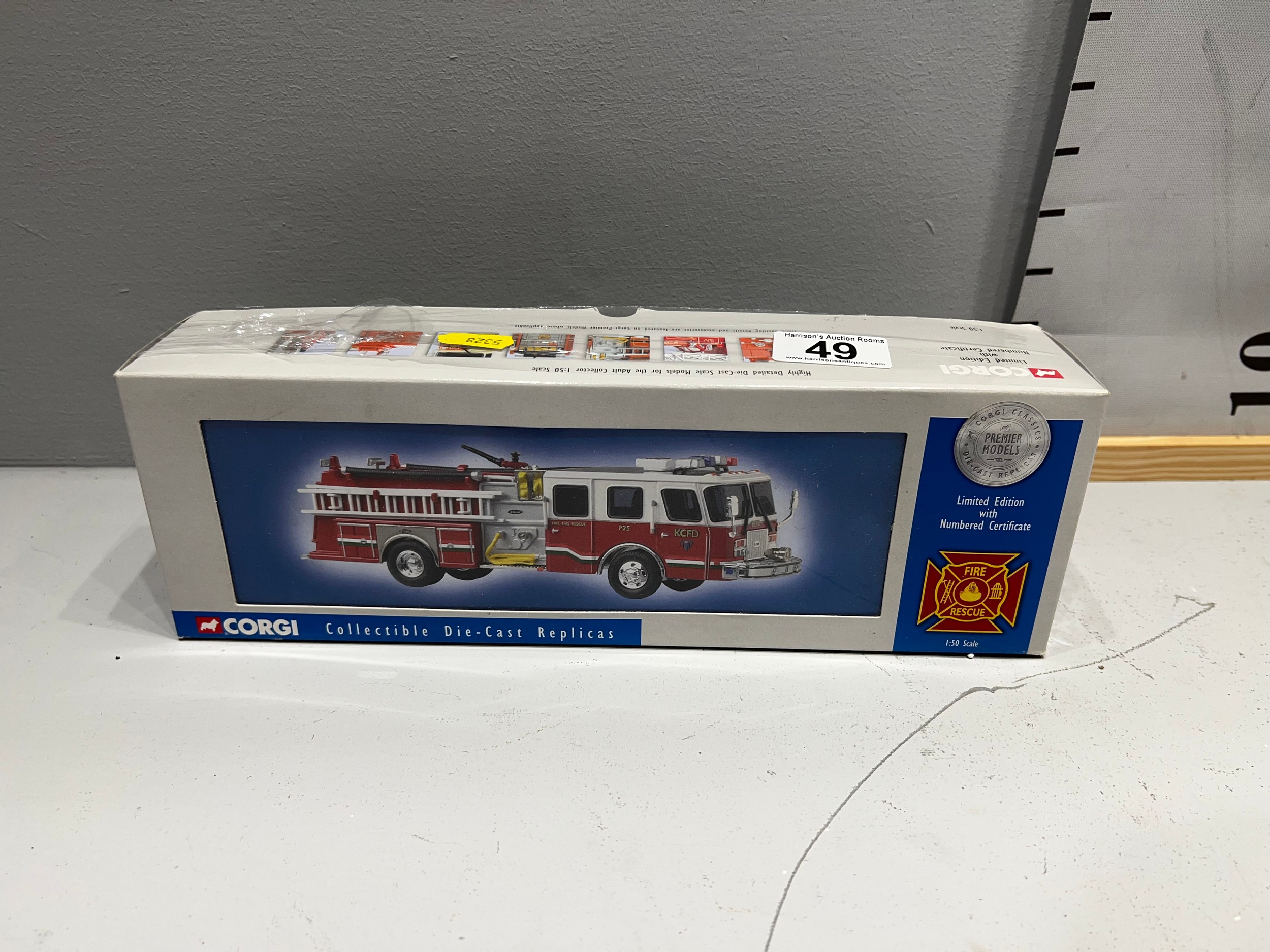Corgi ltd edition with numbered certificate E-one side mount Kansas city  fire engine boxed