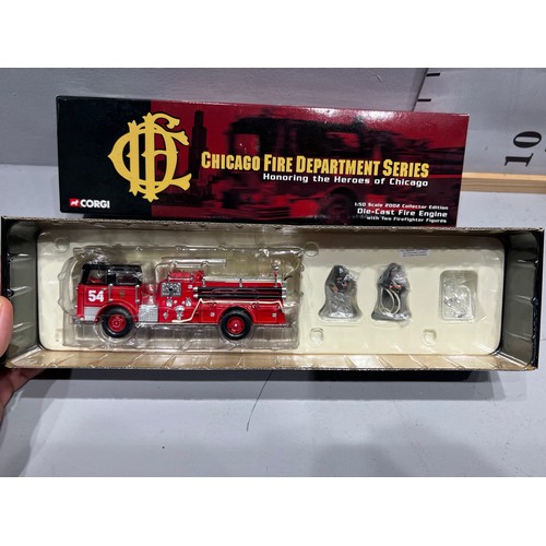 51 - Corgi Chicago fire dept seagrave 'J' engine with 2 figures boxed