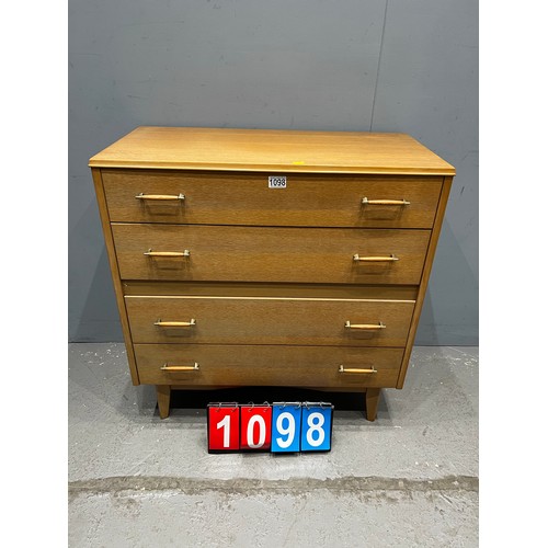 Lot 1098      