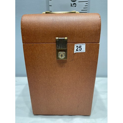 25 - Rolls Royce bottle carrier with cork screw