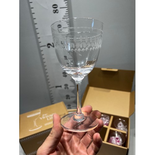 324 - 12 'The vintage list' hand engraved glasses boxed.