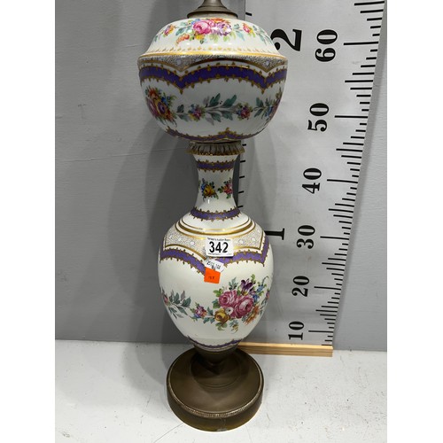 342 - 20thC Dresden lamp