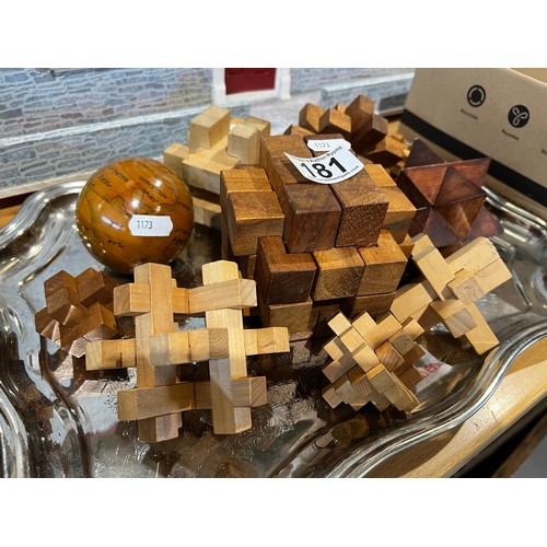 181 - Quantity wooden puzzles