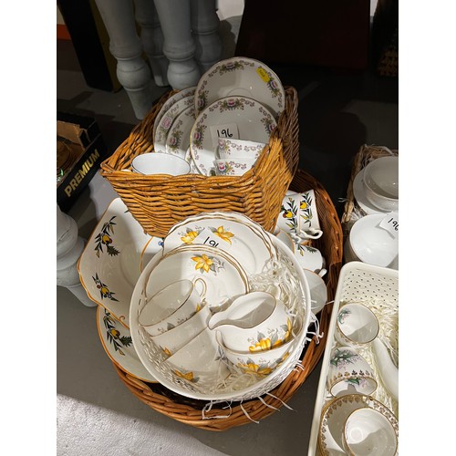 196 - 5 baskets china tea ware. Royal Vale etc