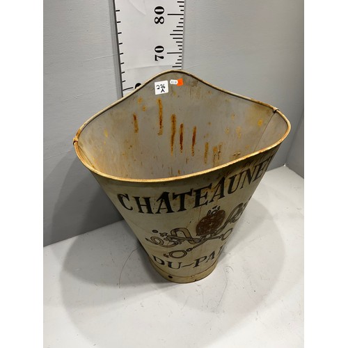 276A - Large French vintage White grape bucket