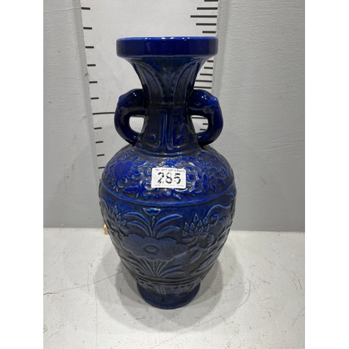 285 - Large Blue Chinese vase