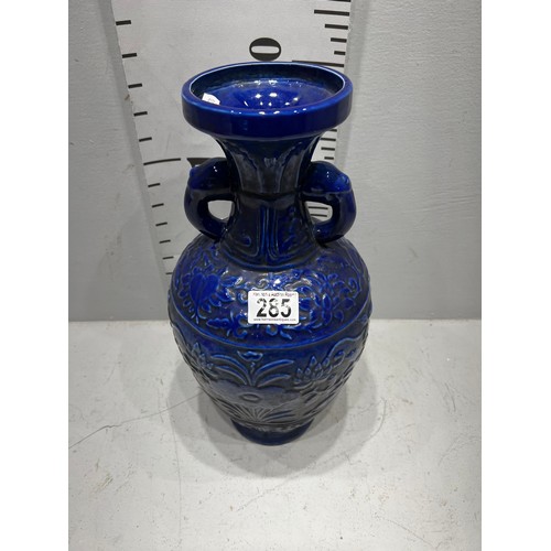 285 - Large Blue Chinese vase