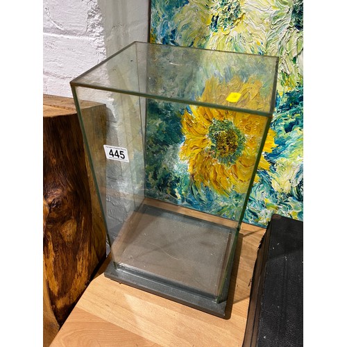 445 - Glass display on stand