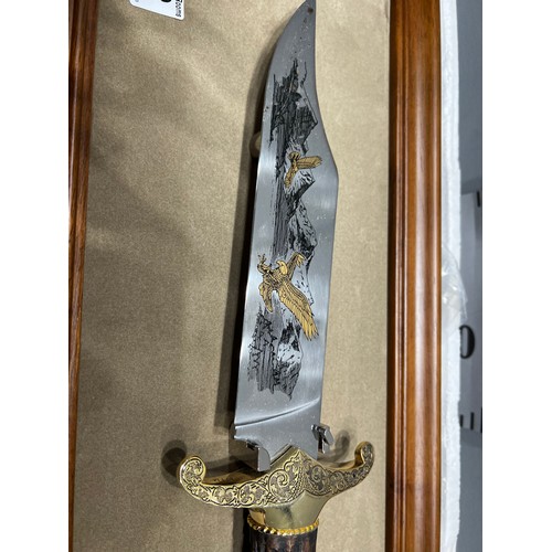 492 - Franklin mint Bowie knife. American Eagle on plaque