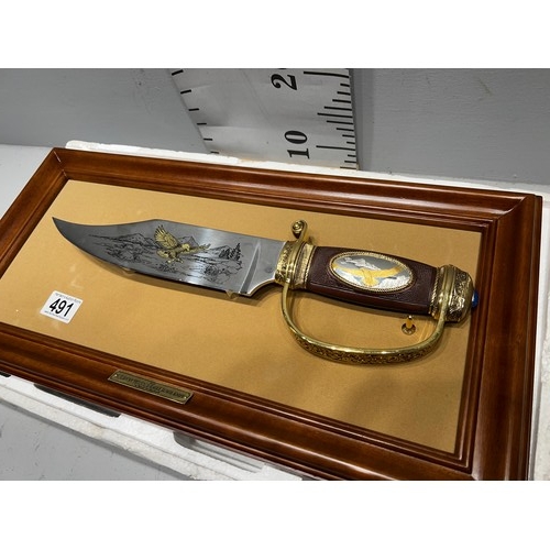 491 - Franklin mint Bowie knife. American Eagle on plaque