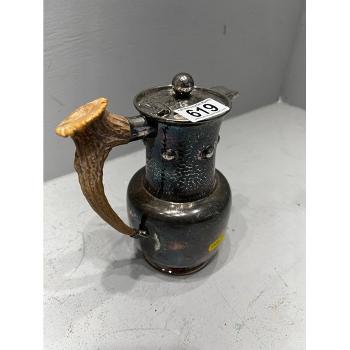 619 - Arts + crafts hot water jug with horn effect handle