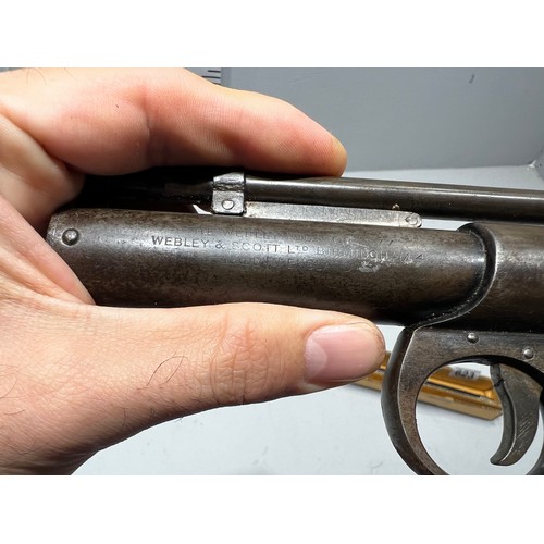 622 - Vintage Webley + Scott air pistol