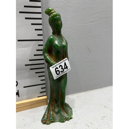 634 - Jade Guan Yin figure