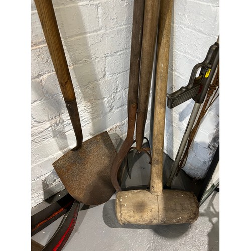 652 - Quantity vintage garden tools. Cooplands estate