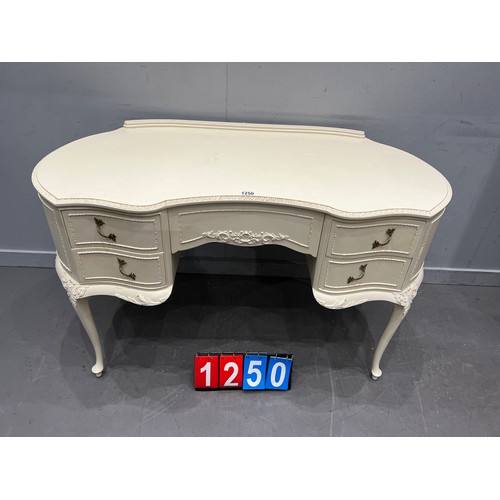 1250 - Vintage french ladies desk clean