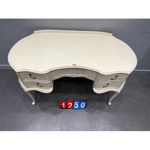 1250 - Vintage french ladies desk clean