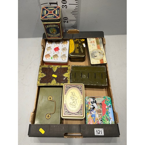 121 - Box vintage tins