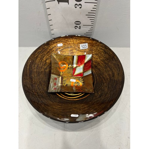 123 - Large amber glass bowl + square dish