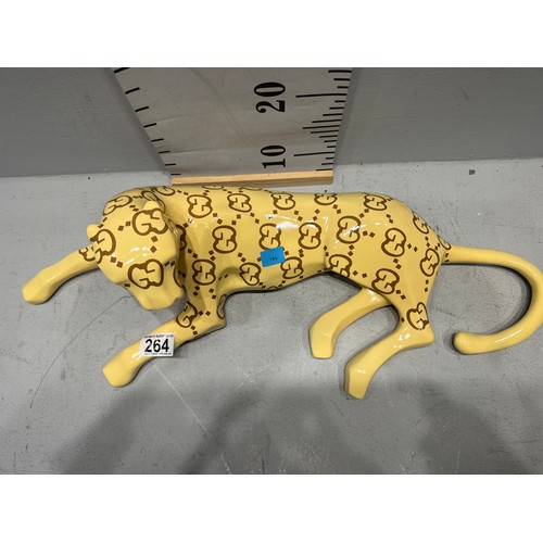 264 - Leopard sculpture